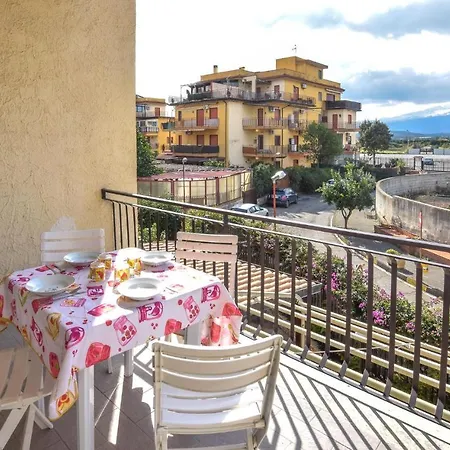 Gorgeous In With Kitchen * Giardini Naxos